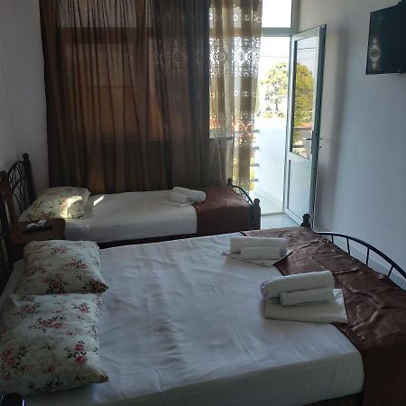Guest House U Antoniny Гагра Екстериор снимка