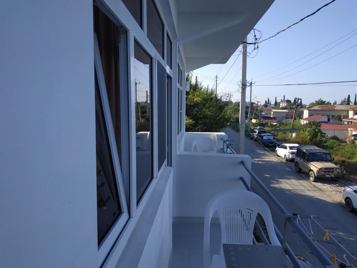 Guest House U Antoniny Гагра Екстериор снимка