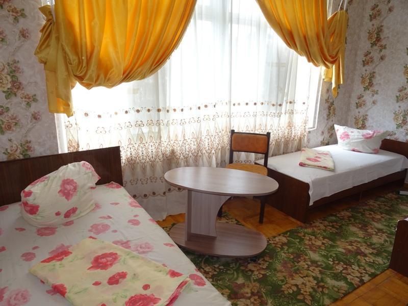 Guest House U Antoniny Гагра Екстериор снимка