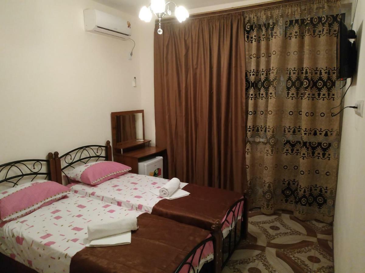 Guest House U Antoniny Гагра Стая снимка