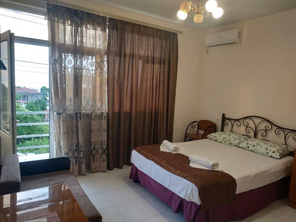 Guest House U Antoniny Гагра Стая снимка